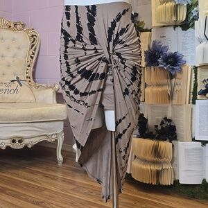 Tie-dye Wrap Skirt from Love Culture SM Tan&Black